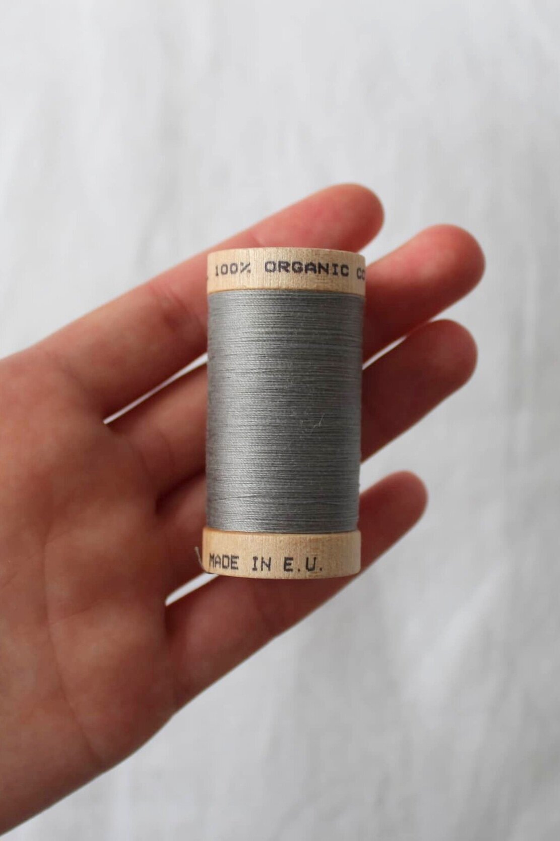 scanfil 100% organic cotton thread wooden reel 100m grey #4832
